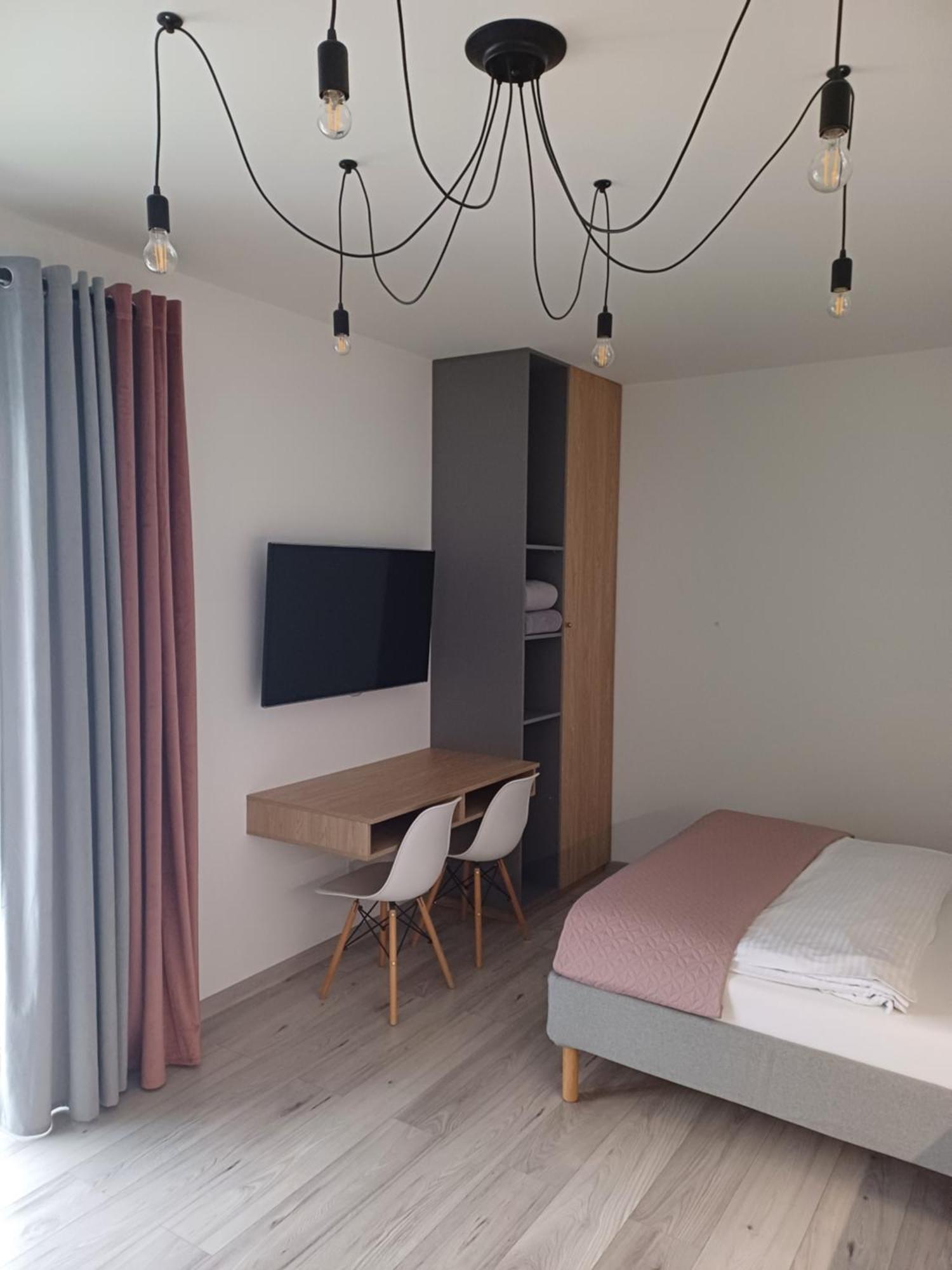 Spij W Kudowie Apartament I Pokoje Goscinne Kudowa-Zdroj Bagian luar foto